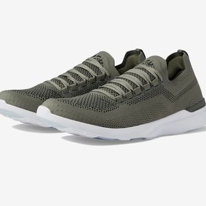 APL Techloom Breeze Sneakers